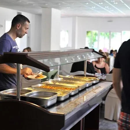 Porto Plazza 3* הרסוניסוס