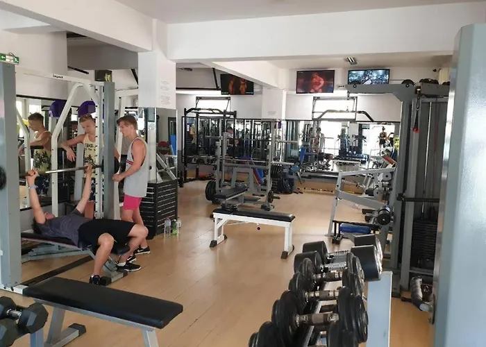 Porto Plazza מלון הרסוניסוס