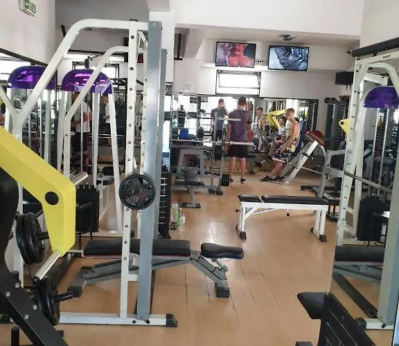 מלון Porto Plazza הרסוניסוס