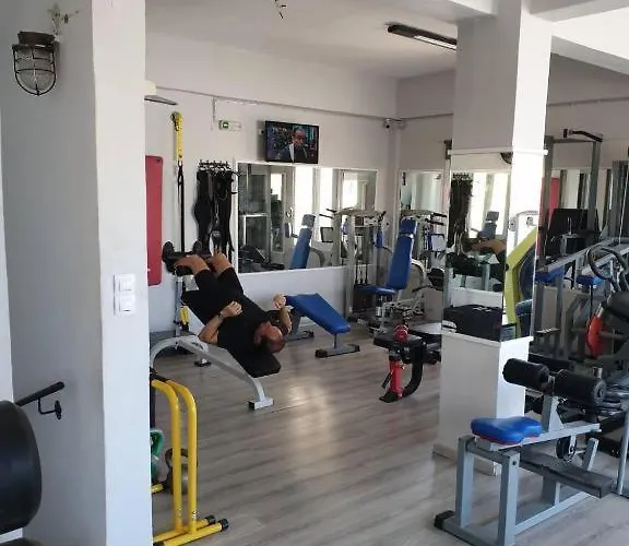 Porto Plazza מלון 3*