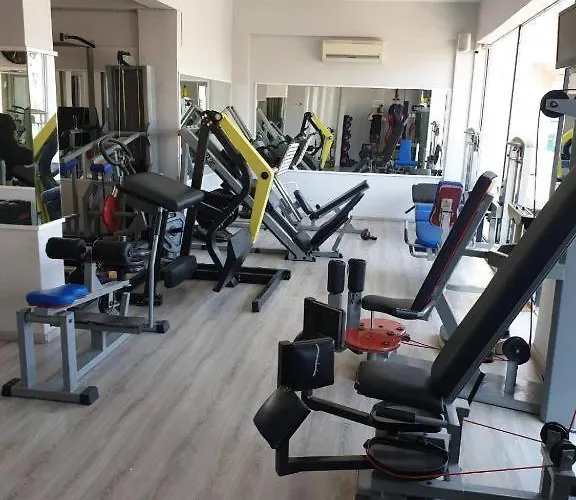 מלון Porto Plazza 3*