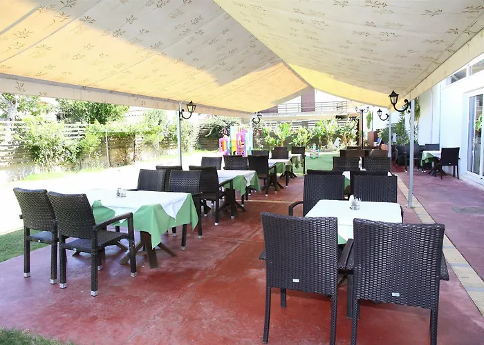 Porto Plazza מלון