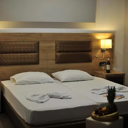 Hotel Porto Plazza 3*