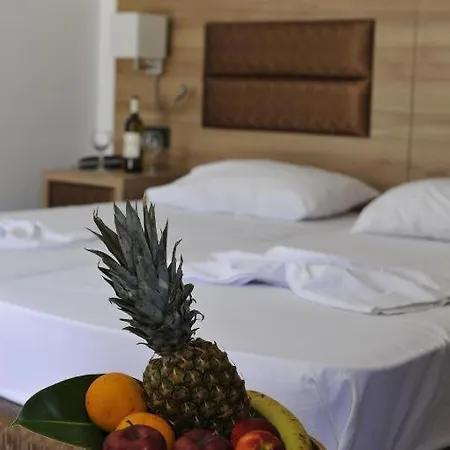 Porto Plazza 3* Hersonissos (Crete)