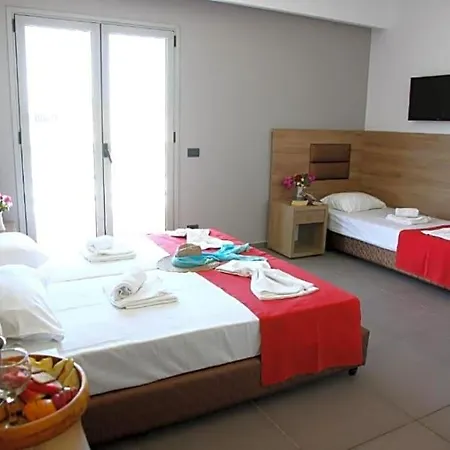 Porto Plazza 3* Hersonissos (Crete)