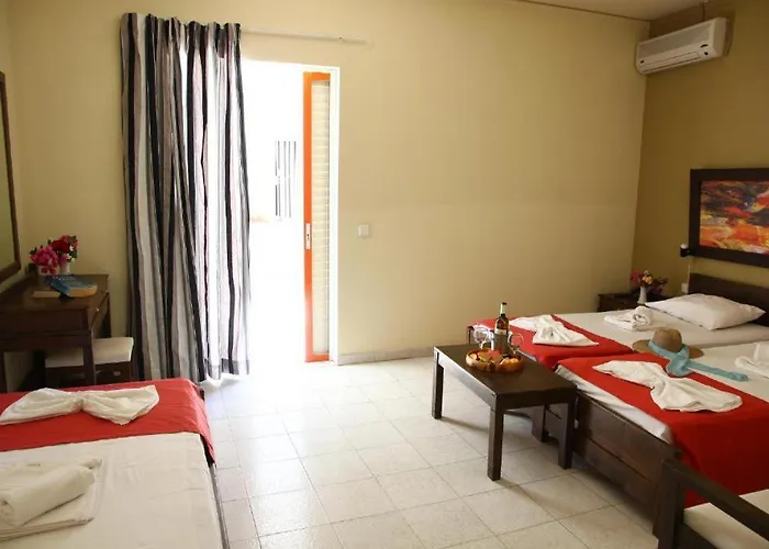 Porto Plazza 3* Hersonissos (Crete)