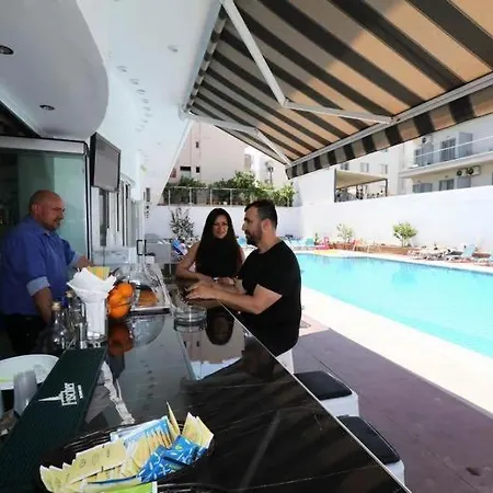 Porto Plazza Hotel