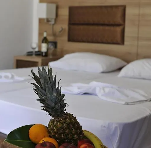 Porto Plazza 3* Hersonissos (Crete)